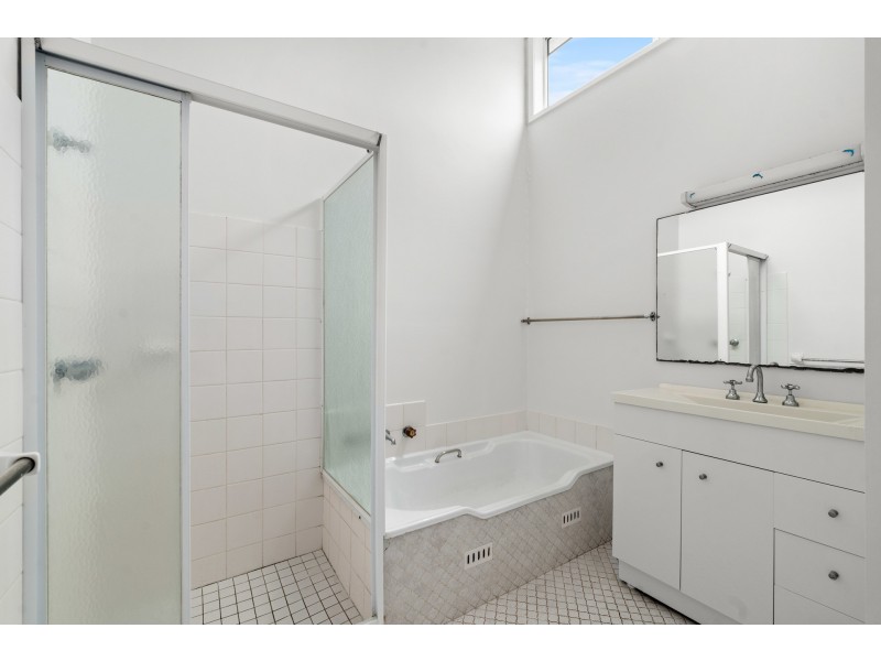 19/19 Kurrawyba Avenue, Terrigal NSW 2260