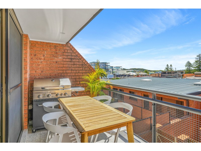 1/10 Church Street, Terrigal NSW 2260