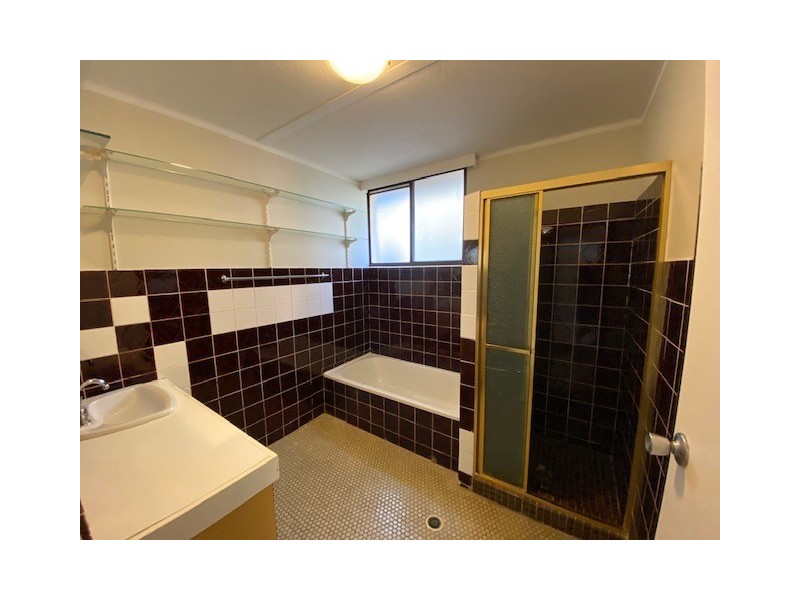 1/8 Parry Avenue, Terrigal NSW 2260