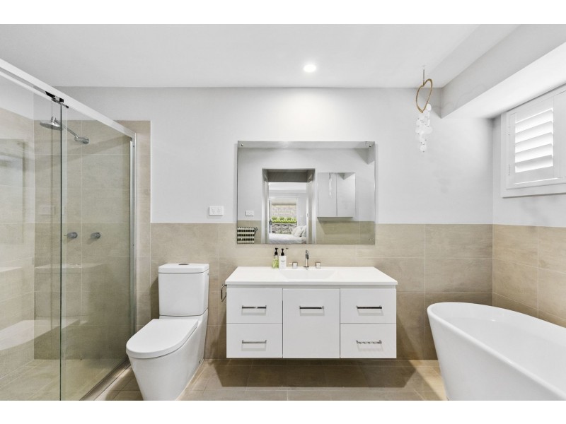 24 Sonny Crescent, Terrigal NSW 2260