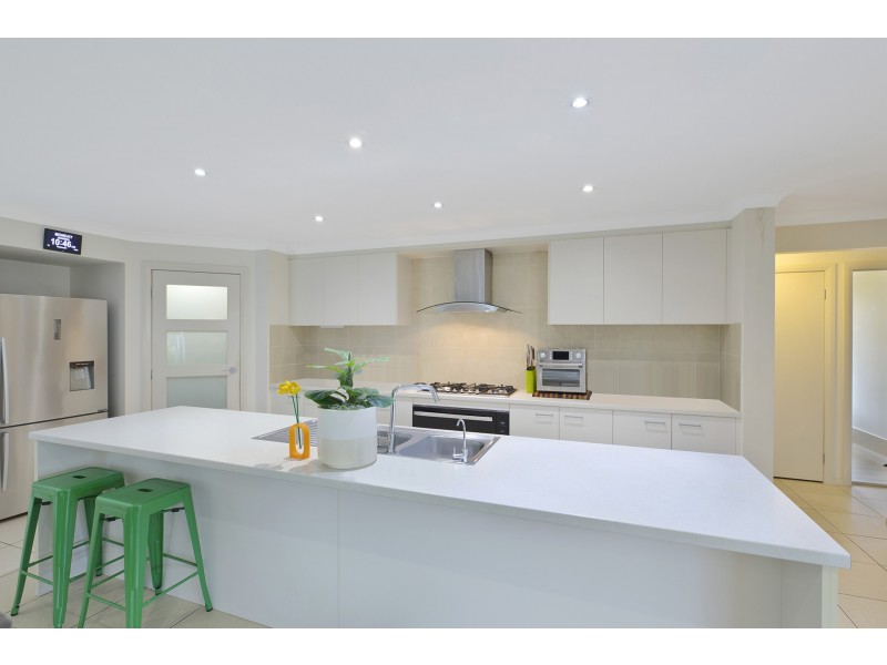 9 Queenscliff Place, Mardi NSW 2259