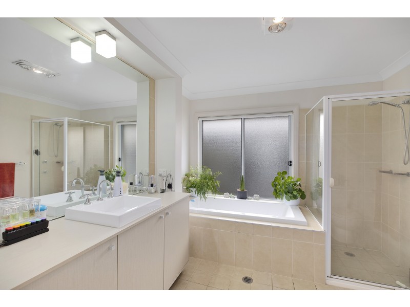 9 Queenscliff Place, Mardi NSW 2259