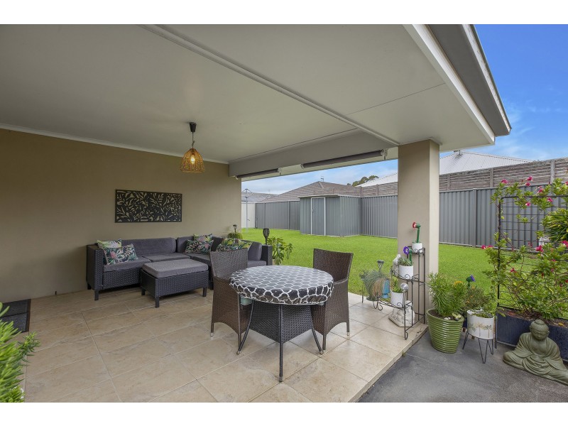 9 Queenscliff Place, Mardi NSW 2259