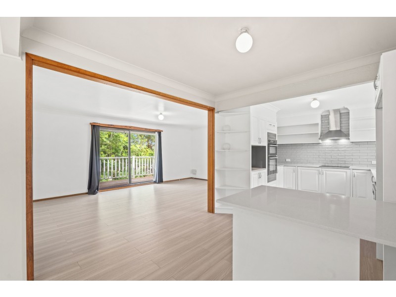 39 Noorong Avenue, Forresters Beach NSW 2260