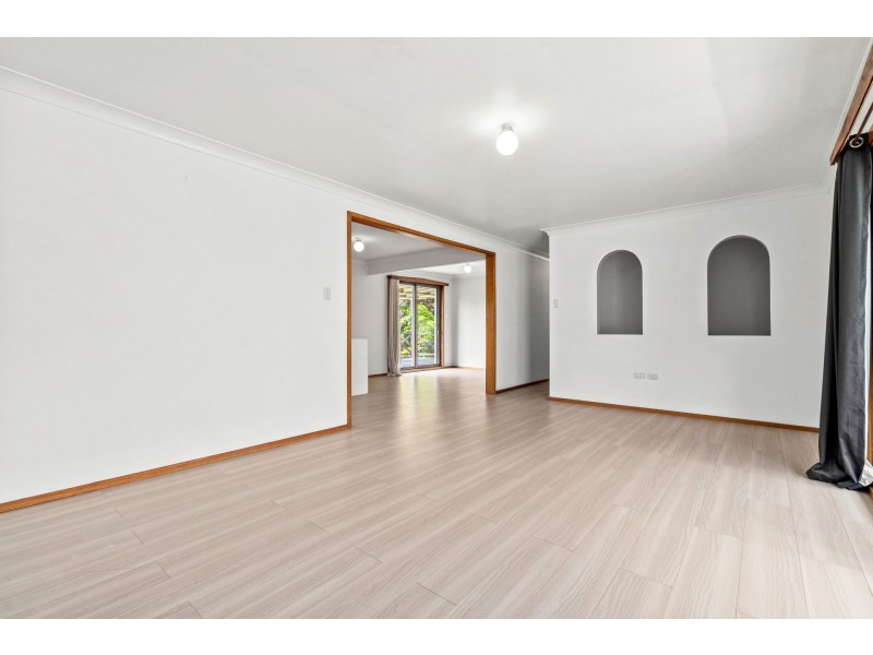 39 Noorong Avenue, Forresters Beach NSW 2260
