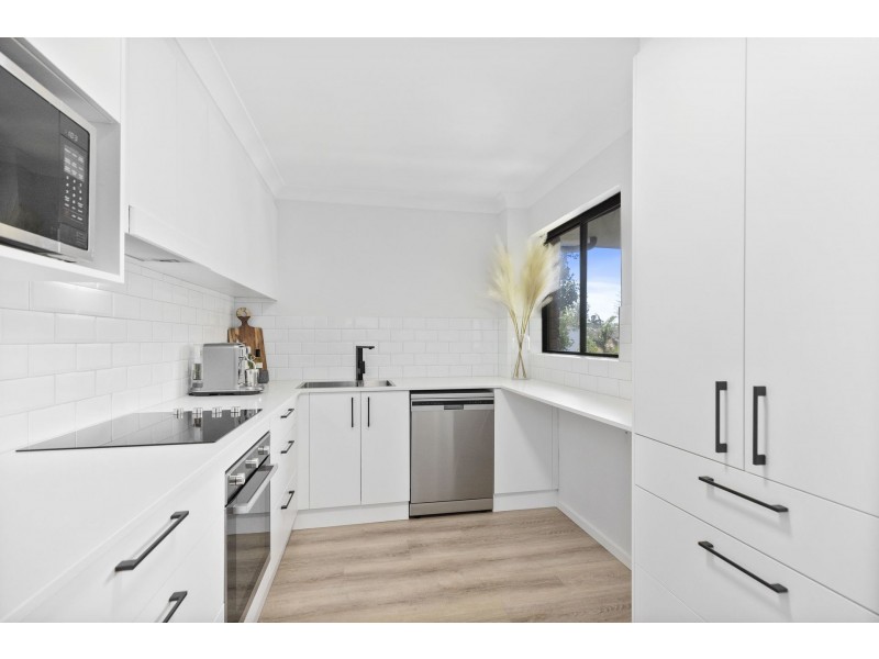 8/13 Campbell Crescent, Terrigal NSW 2260