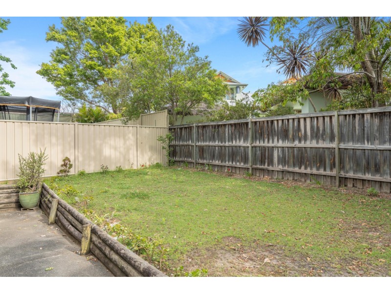 2/83 Willoughby Road, Terrigal NSW 2260