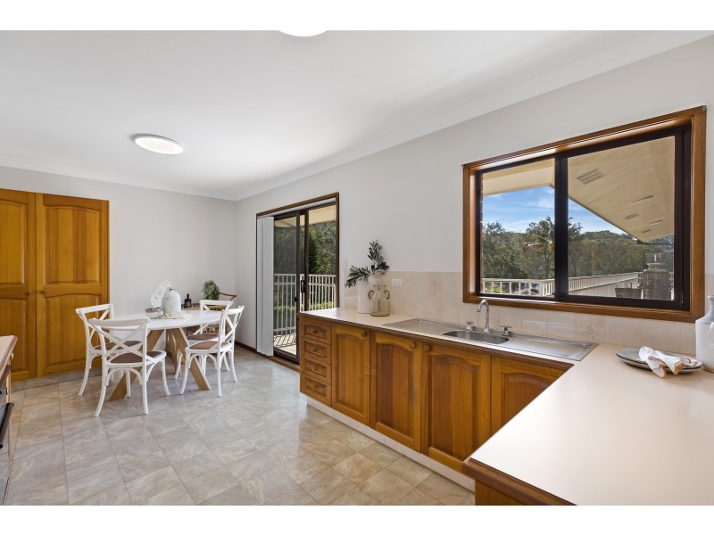 169 The Round Drive, Avoca Beach NSW 2251