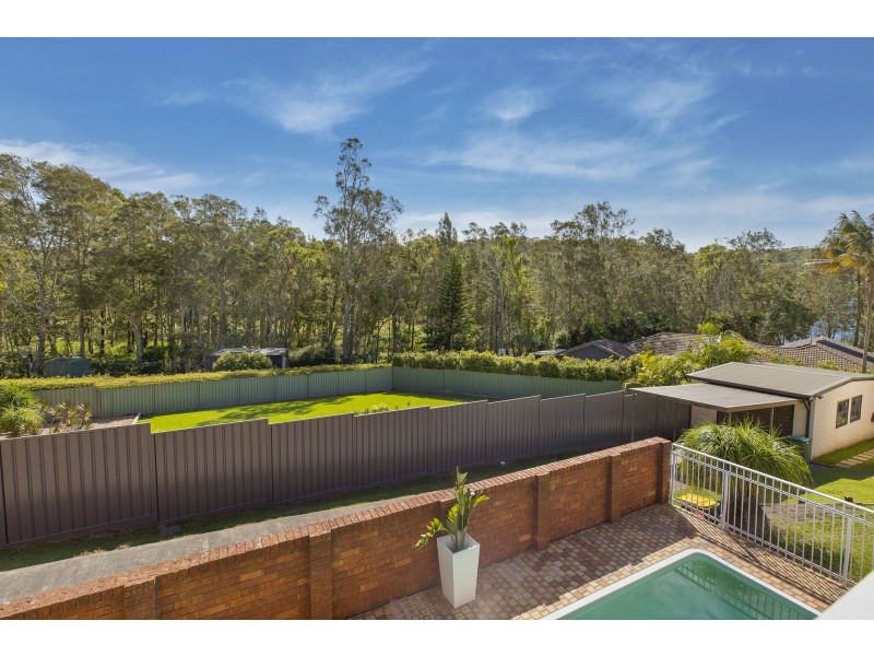 169 The Round Drive, Avoca Beach NSW 2251
