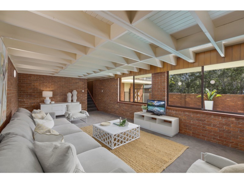 169 The Round Drive, Avoca Beach NSW 2251