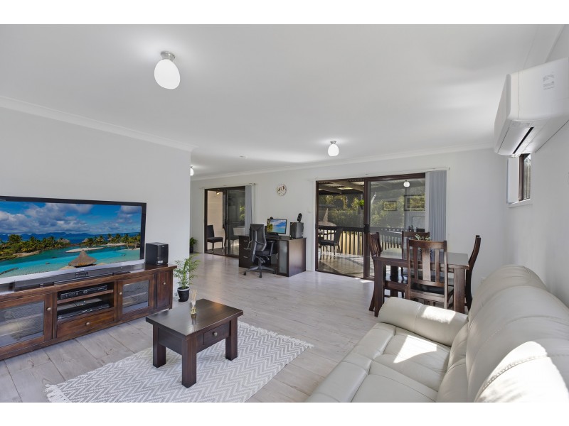 169 The Round Drive, Avoca Beach NSW 2251