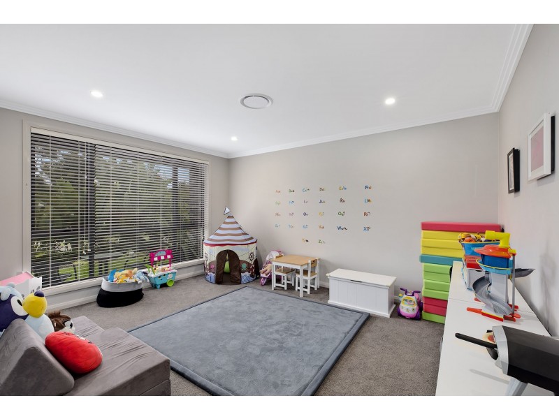 38 Mistview Circuit, Forresters Beach NSW 2260