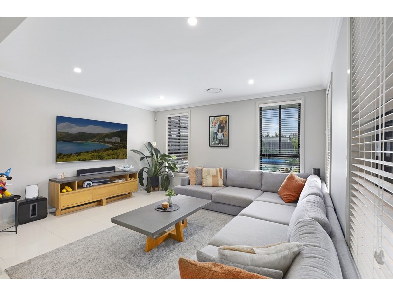38 Mistview Circuit, Forresters Beach NSW 2260