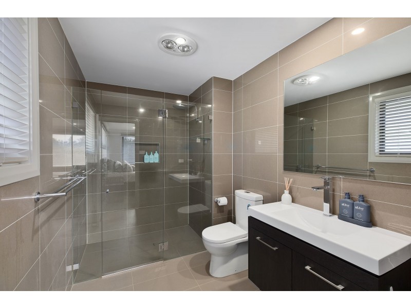 38 Mistview Circuit, Forresters Beach NSW 2260