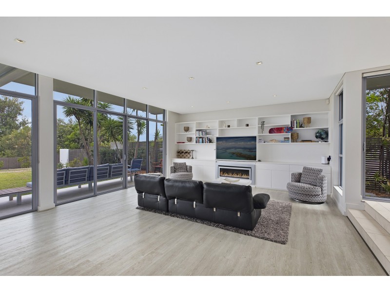 1 White Haven Avenue, Magenta NSW 2261