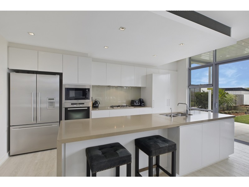 1 White Haven Avenue, Magenta NSW 2261