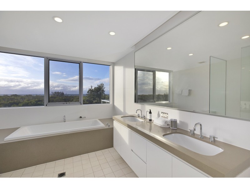 1 White Haven Avenue, Magenta NSW 2261