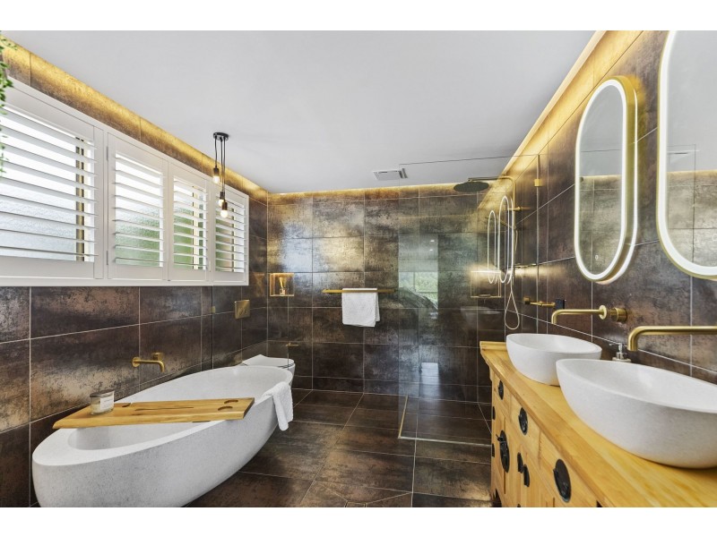 22 Charles Kay Drive, Terrigal NSW 2260