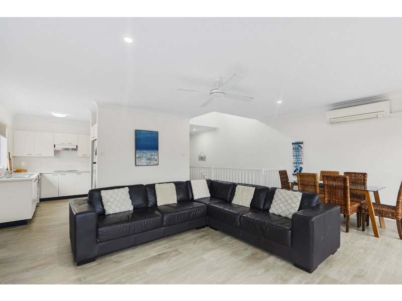 8/39-45 Havenview Road, Terrigal NSW 2260