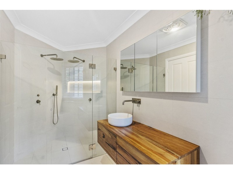 2/24 Boomerang Road, Terrigal NSW 2260