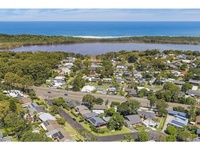 827 The Entrance Road, Wamberal NSW 2260