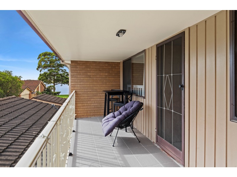 7/15 Kurrawa Avenue, Point Clare NSW 2250
