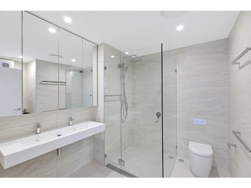 304/8-10 St George Street, Gosford NSW 2250