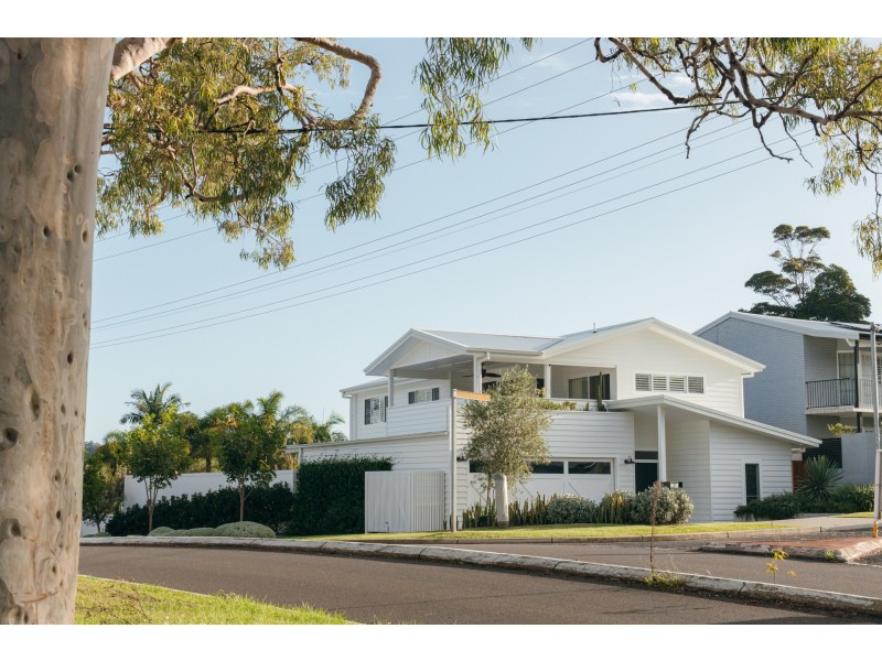 2 Anchorage Crescent, Terrigal NSW 2260