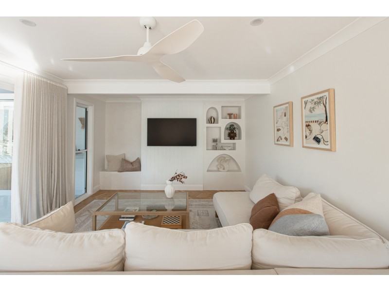 2 Anchorage Crescent, Terrigal NSW 2260