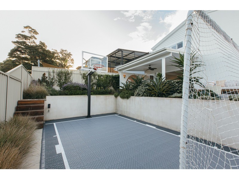 2 Anchorage Crescent, Terrigal NSW 2260