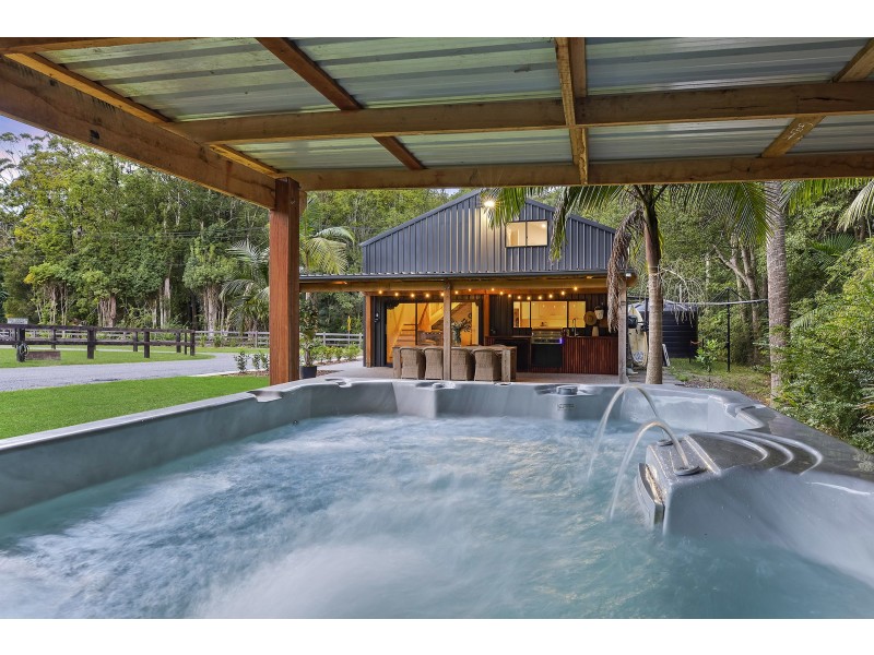 181 Oak Road, Matcham NSW 2250