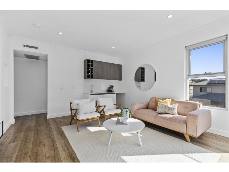 2/242 Terrigal Drive, Terrigal NSW 2260