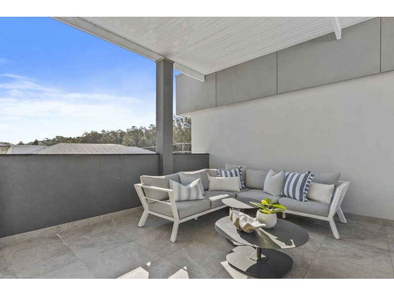 2/242 Terrigal Drive, Terrigal NSW 2260