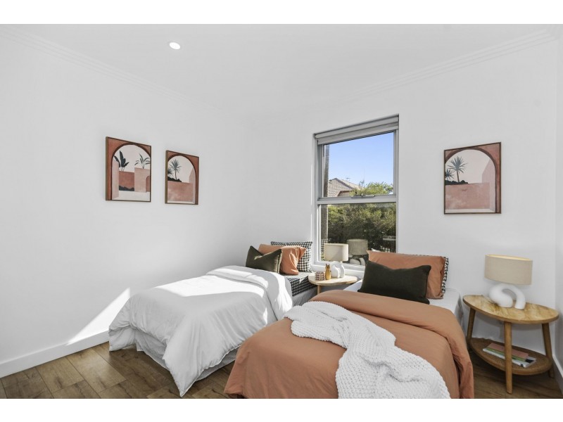 2/242 Terrigal Drive, Terrigal NSW 2260