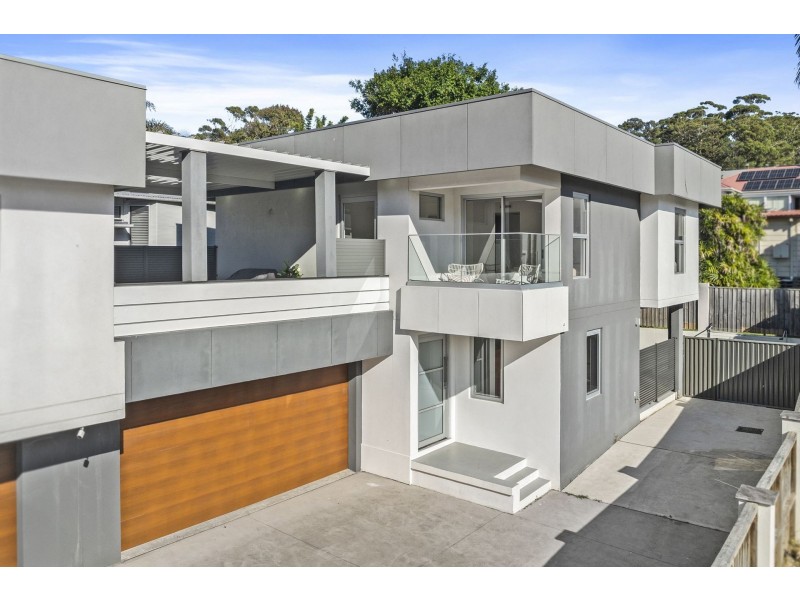 2/242 Terrigal Drive, Terrigal NSW 2260