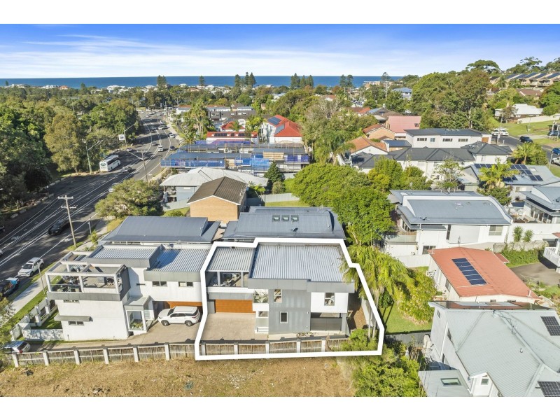 2/242 Terrigal Drive, Terrigal NSW 2260