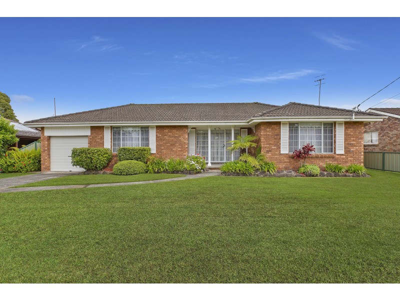 5 Benelong Place, Kincumber NSW 2251