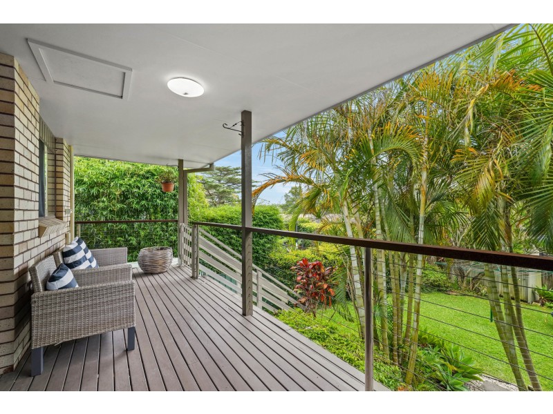 12 Lakewood Avenue, Green Point NSW 2251