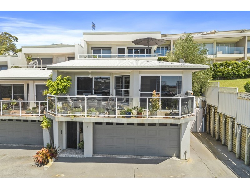 1/27 Painters Lane, Terrigal NSW 2260