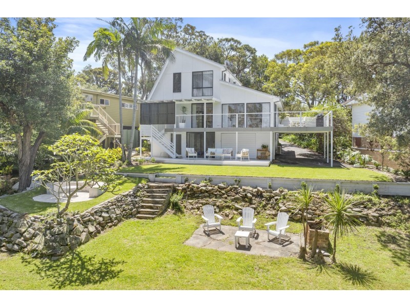 102 Blue Bell Drive, Wamberal NSW 2260