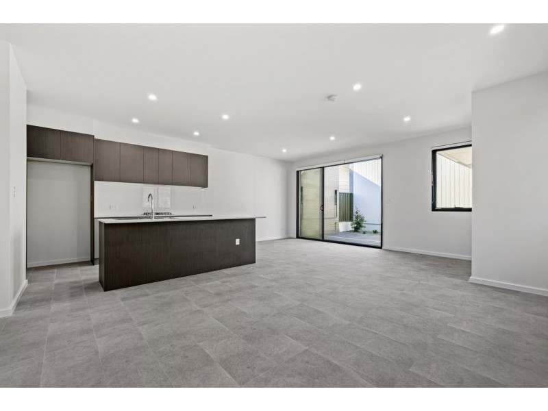 2/680 Coleridge Road, Bateau Bay NSW 2261