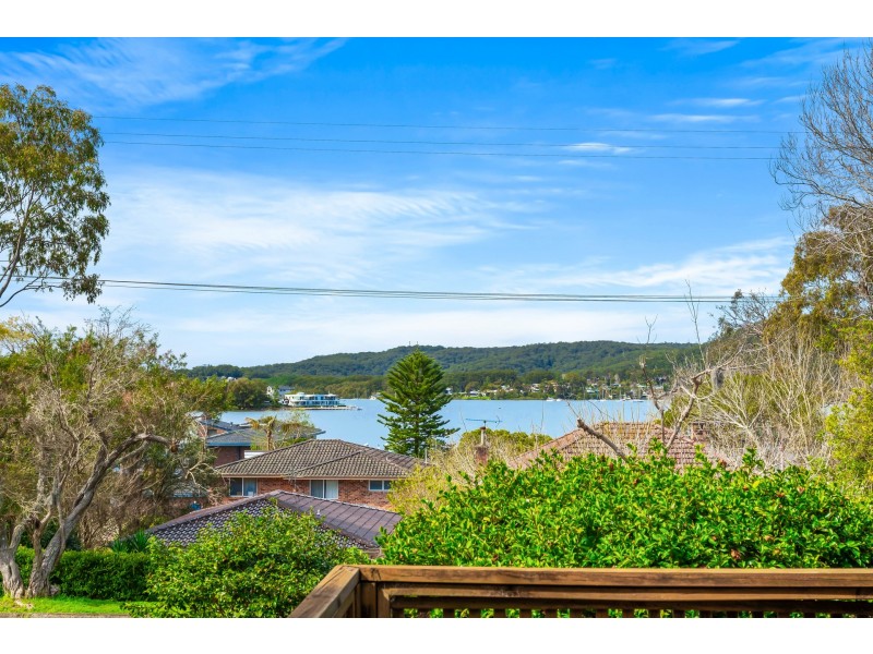 56 Albany Street, Point Frederick NSW 2250