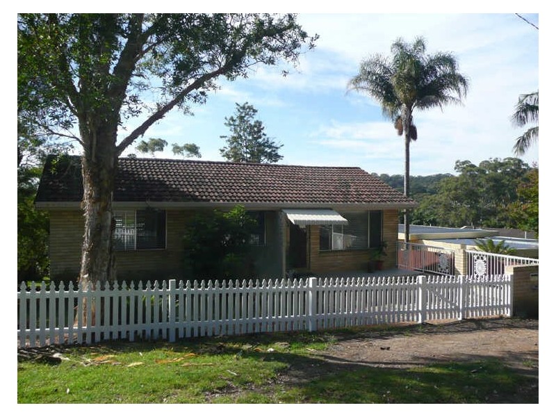 6 Holmes Road, Terrigal NSW 2260