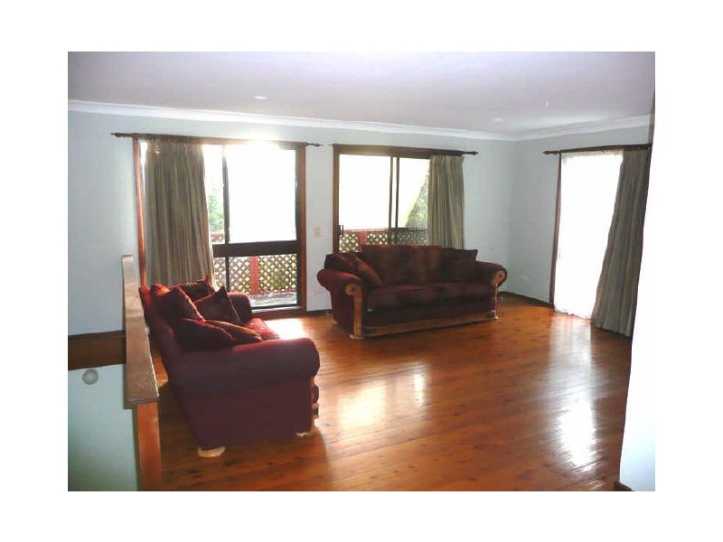 2 Cabbage Tree Avenue, Avoca Beach NSW 2251