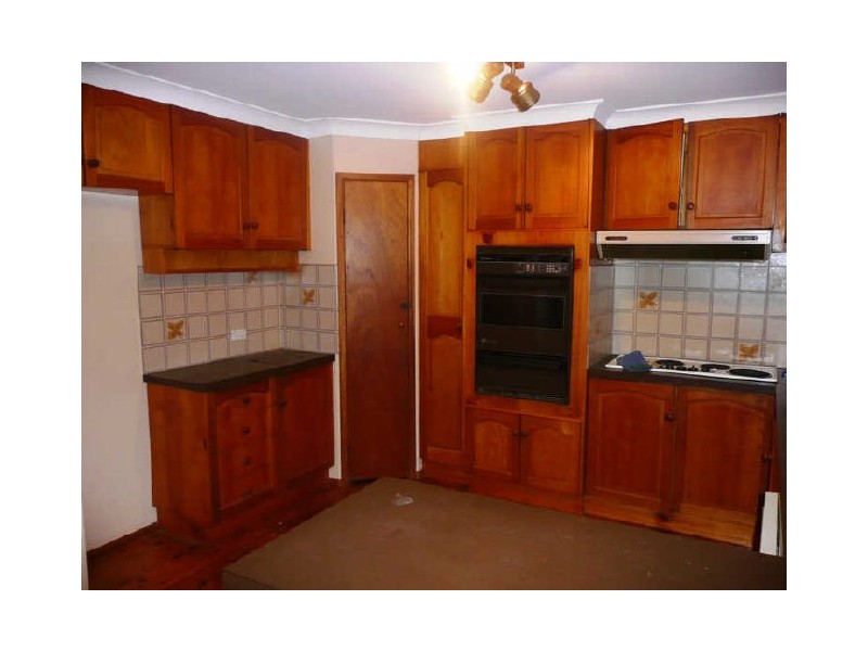 2 Cabbage Tree Avenue, Avoca Beach NSW 2251