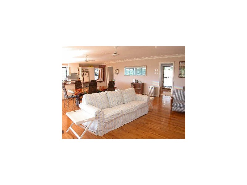 50 Fairscene Cresent, Avoca Beach NSW 2251