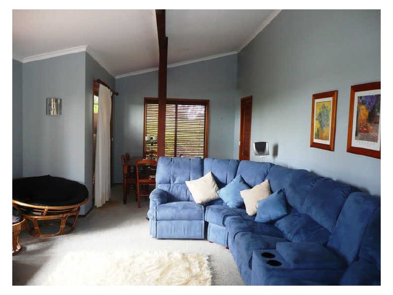 110 Bradleys Road, North Avoca NSW 2260