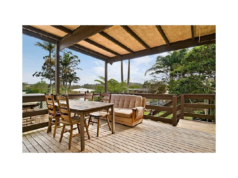 11 Rysdyk Parade, Wamberal NSW 2260