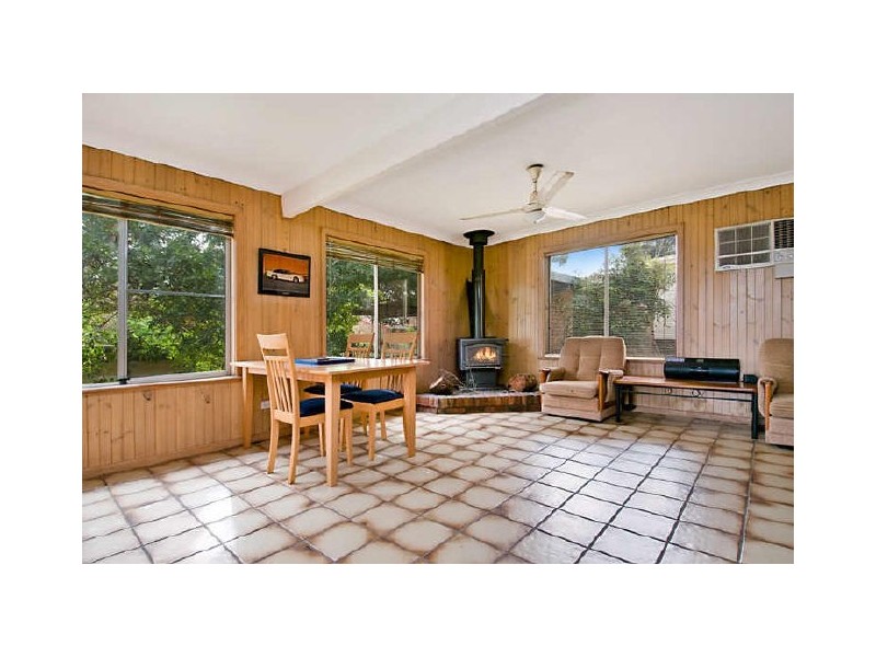 11 Rysdyk Parade, Wamberal NSW 2260
