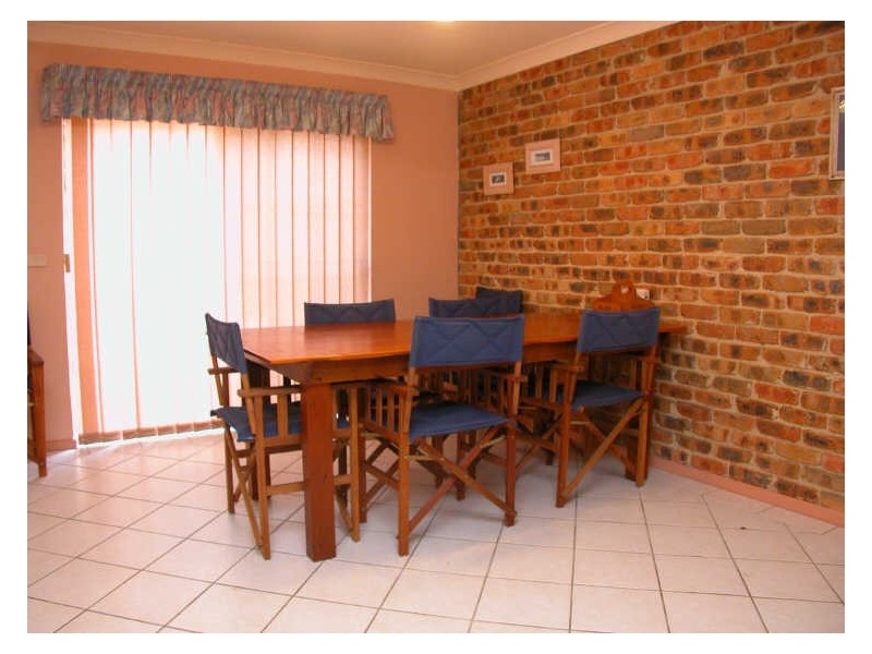 2/10 Whiting Avenue, Terrigal NSW 2260